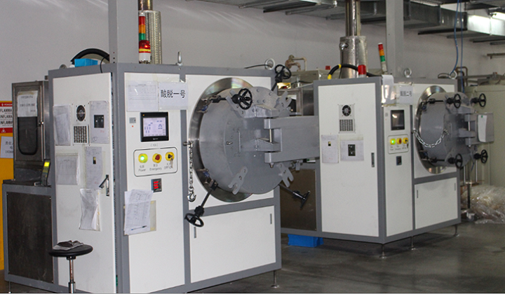 Catalytic degreasing machine